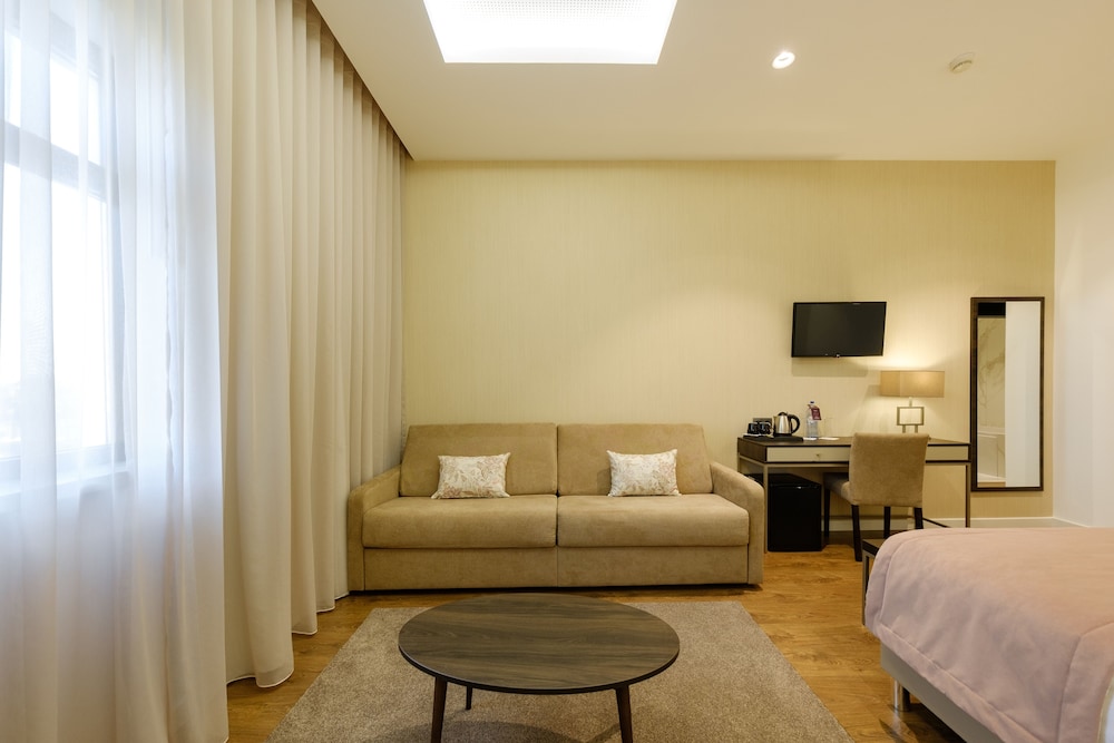 Junior Suite - Photo 2
