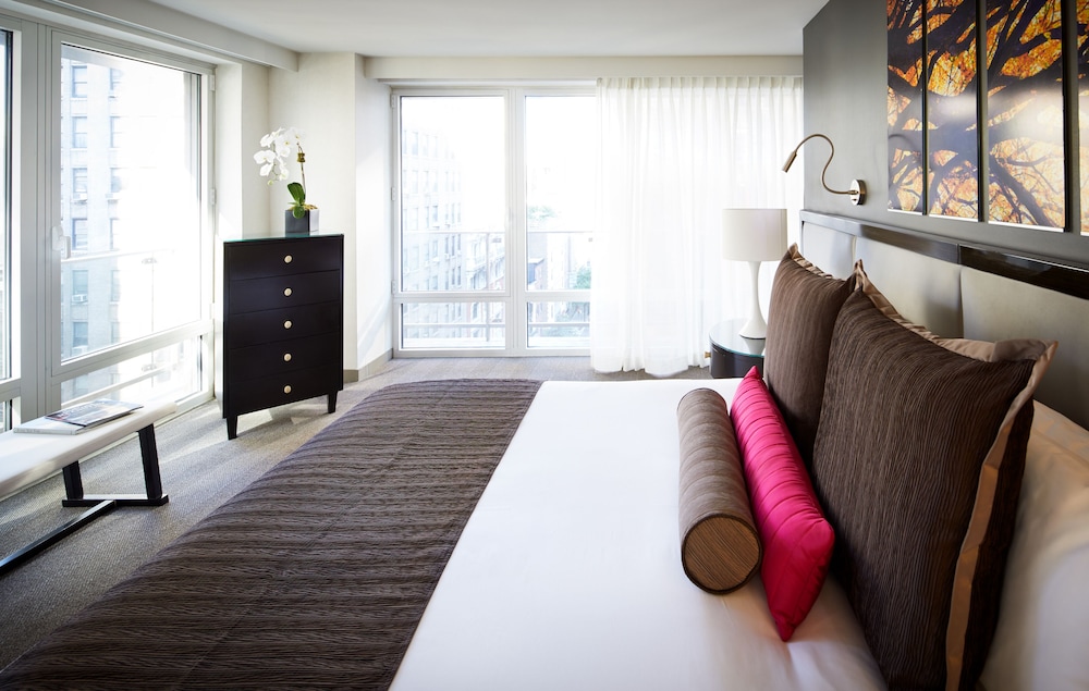 Royal Suite, 1 King Bed photo 2