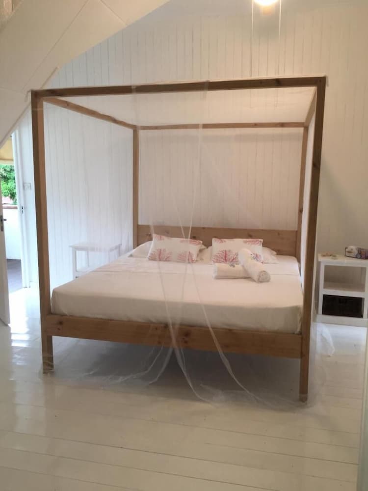 Villa, 2 Bedrooms, Balcony, Garden View