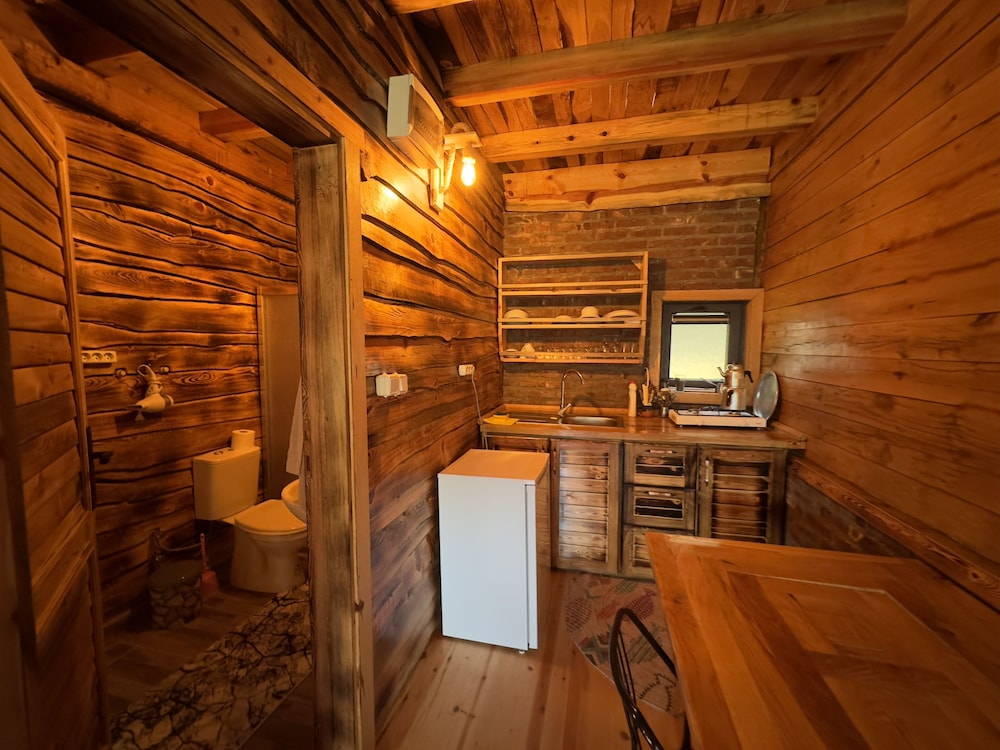 Luxury Chalet, 2 Bedrooms, Hot Tub, Mountain View photo 3