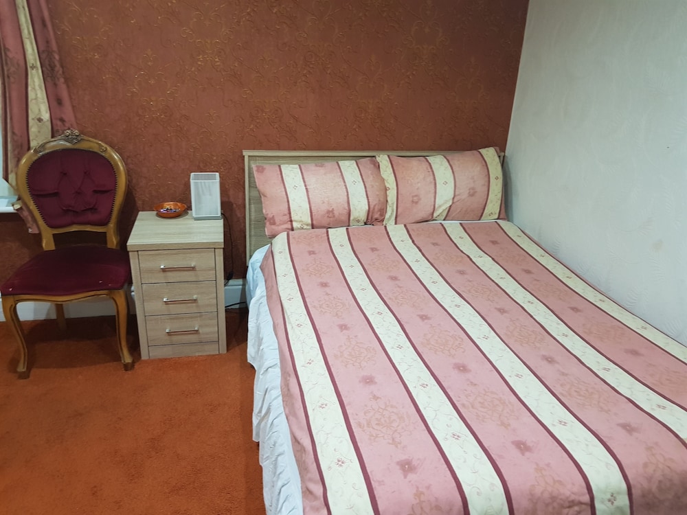 Double Room, Ensuite - Photo 1