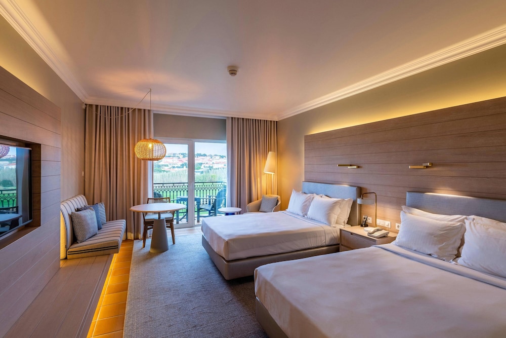 Room, 2 Double Beds, Garden View