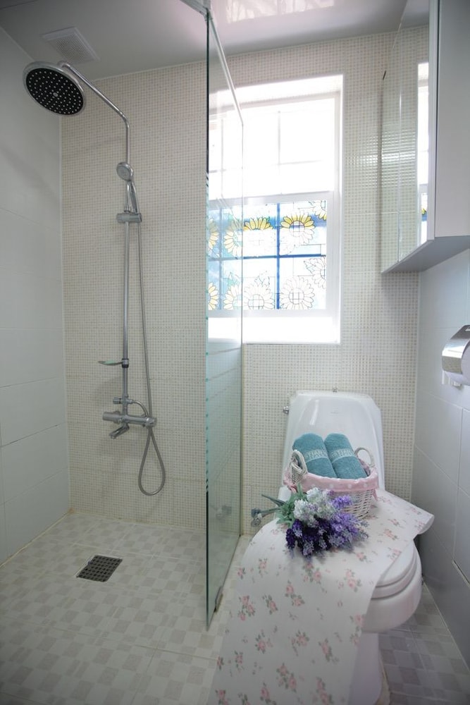 Basic Room, 1 Double Bed, Garden View photo 2
