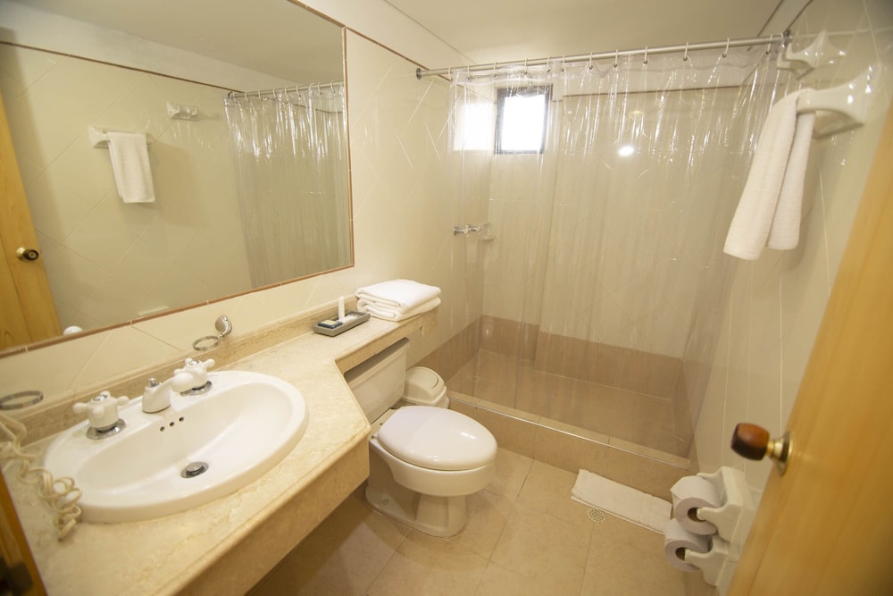 Standard Double or Twin Room, 1 Bedroom, Accessible photo 3