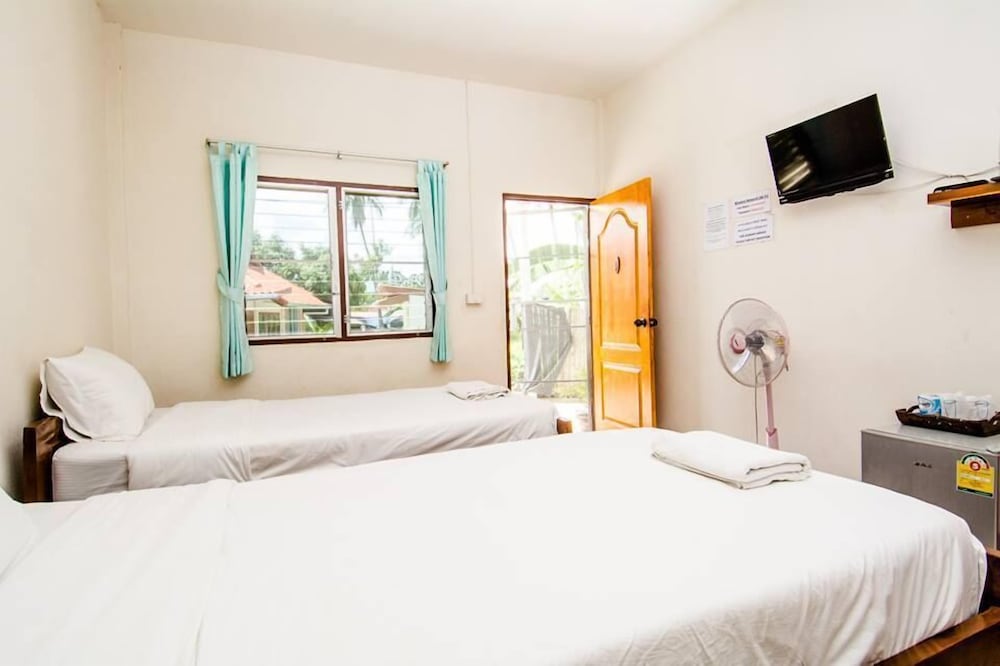 Basic Double Or Twin Room photo 3