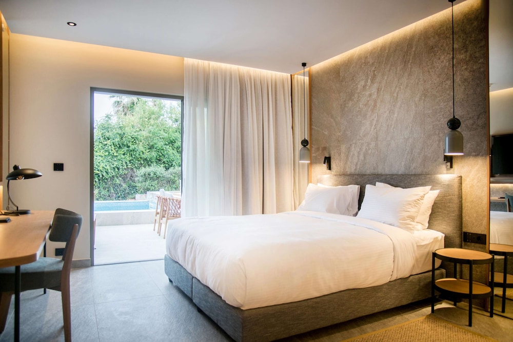 Sanctuary Suites Sea View Private Pool - Photo 5