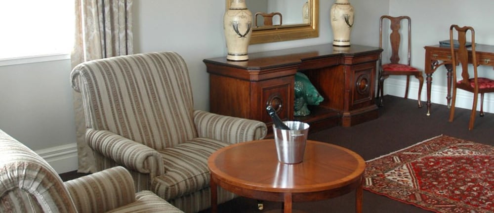 George Suite photo 2