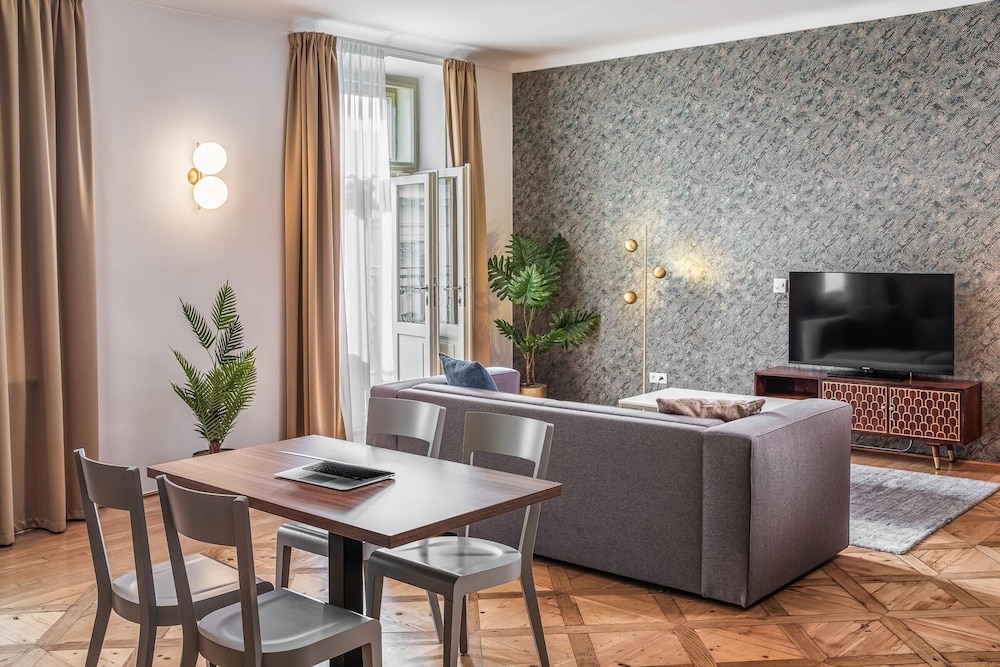 Luxury Apartment