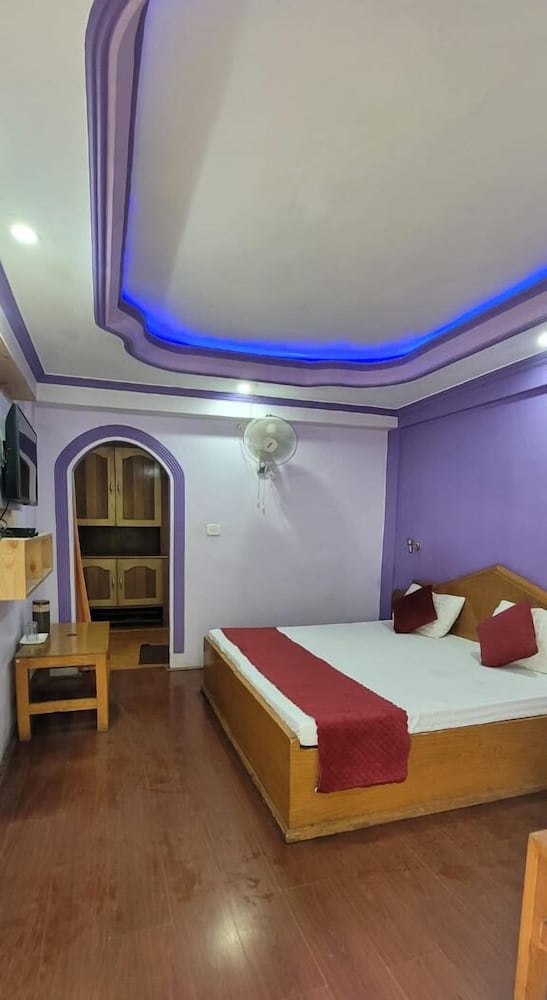 Deluxe Room - Photo 1