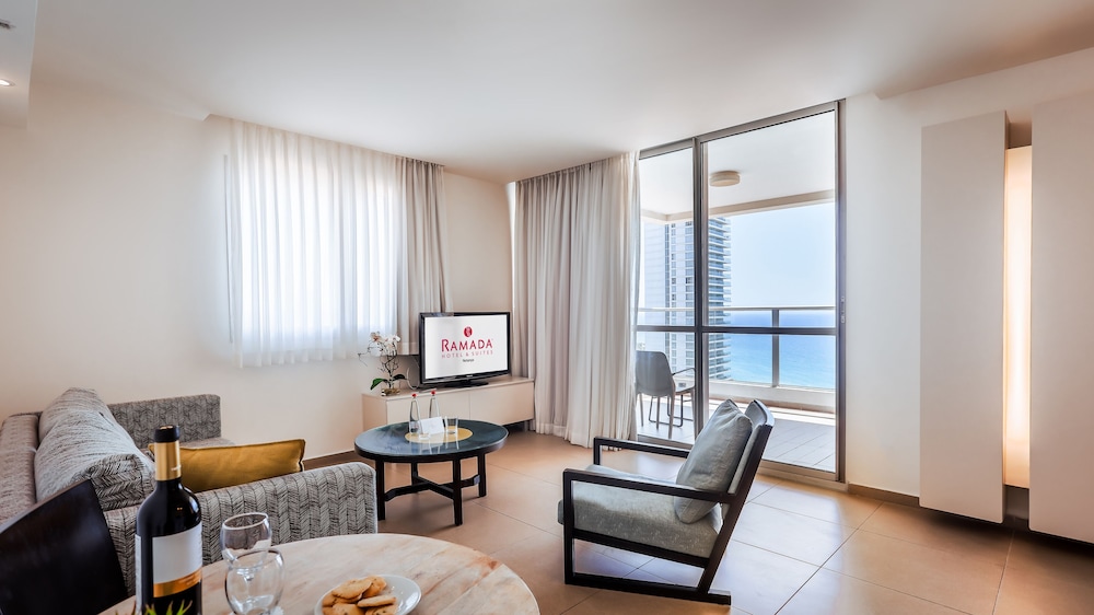 Superior family 2 Bedroom sea view - Photo 2