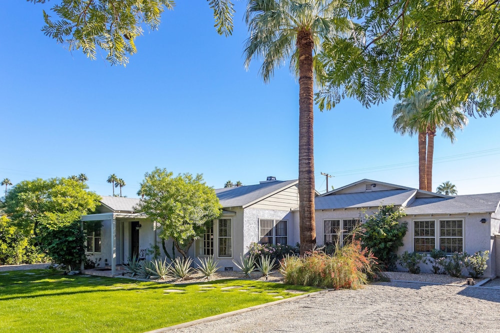 House, Multiple Beds (Ruth Hardy Park Oasis)