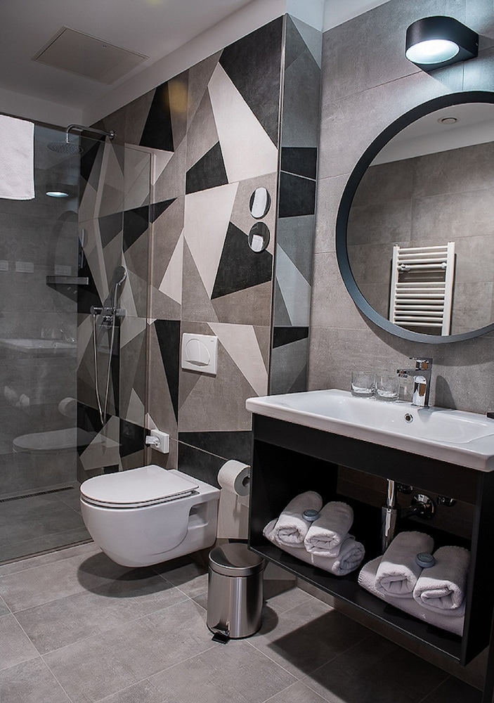 Double Room - Photo 4