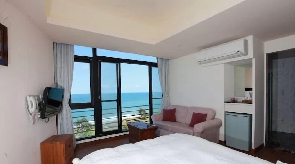 Double Room, Ocean View photo 2