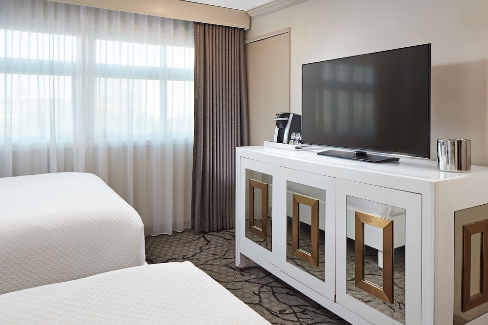 Deluxe Room, 2 Queen Beds