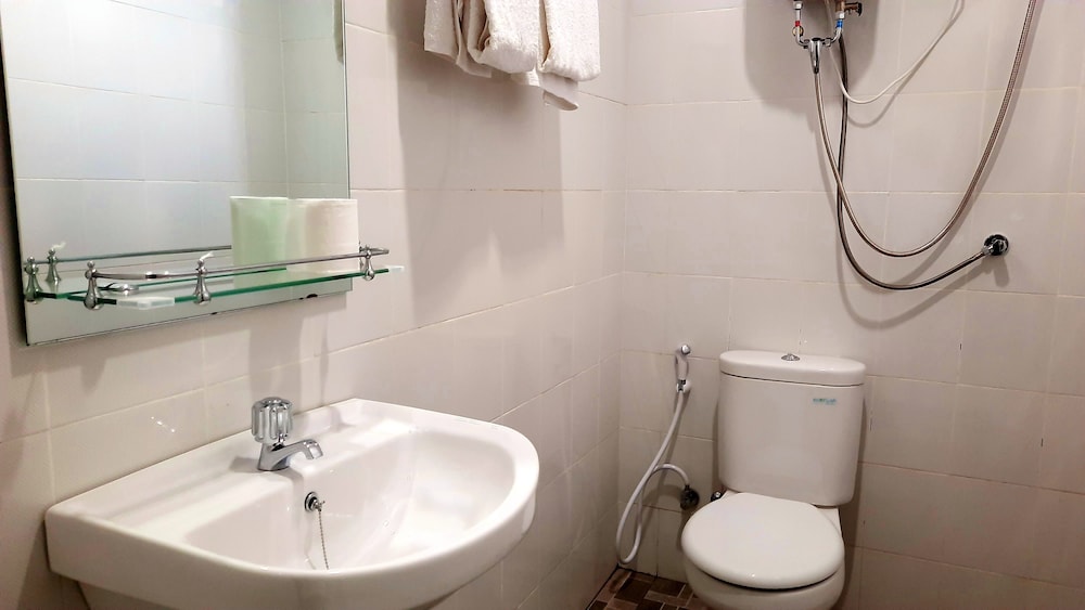 Standard Twin Room, 2 Bedrooms, Non Smoking photo 2