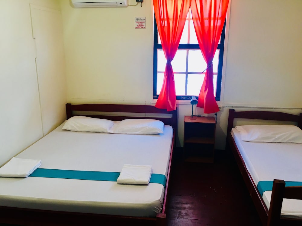 Signature Triple Room photo 1