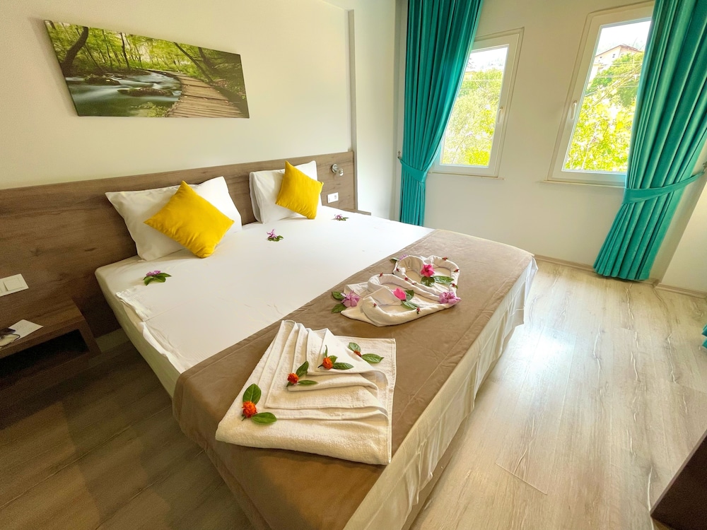 Standard Double Room - Photo 3