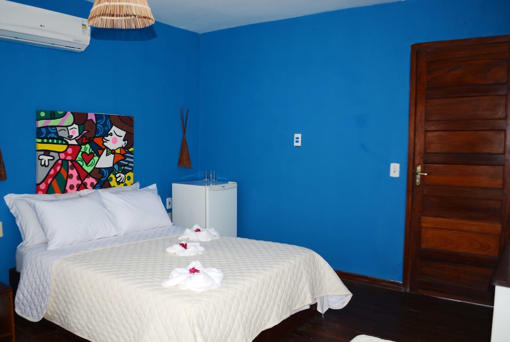 Superior Quadruple Room, Poolside photo 1