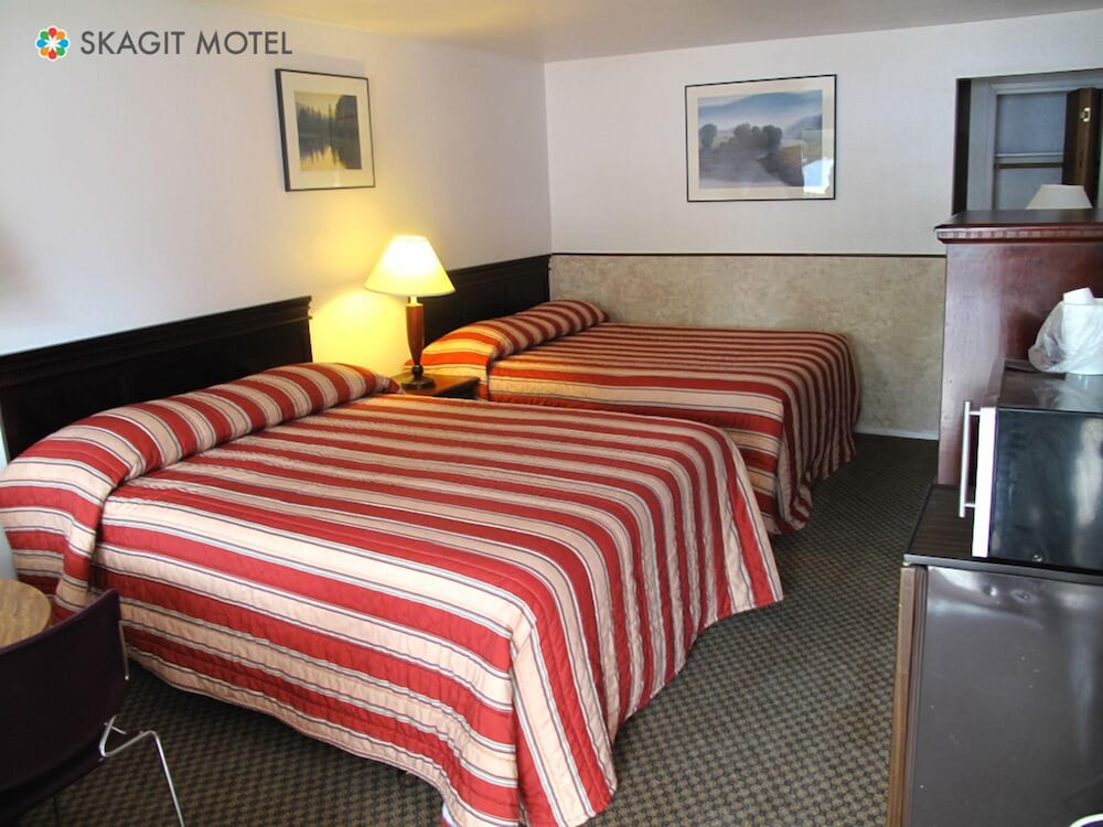 Standard Double Room, 2 Double Beds, Non Smoking photo 2