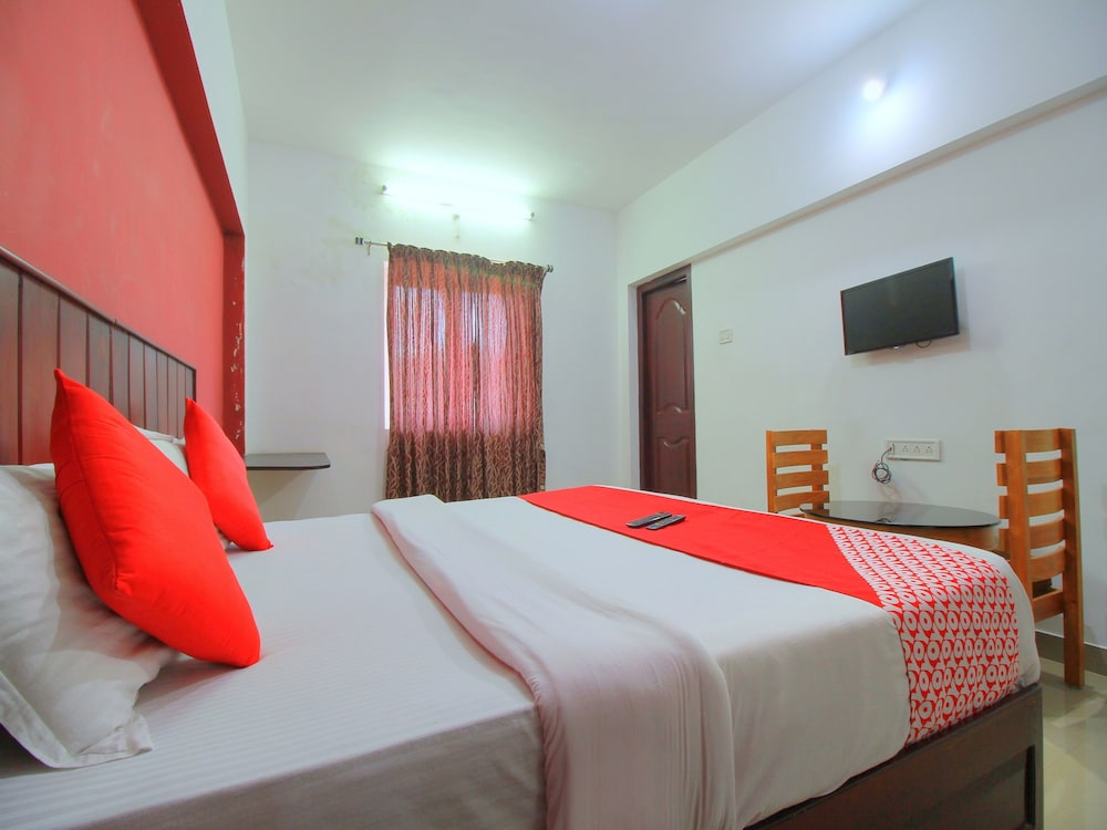 Deluxe Double Or Twin Room, 1 King Bed photo 2