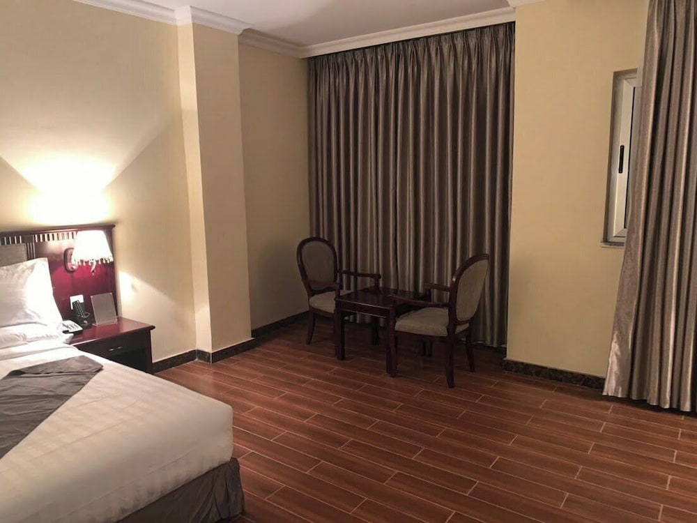 Deluxe Double Room photo 2
