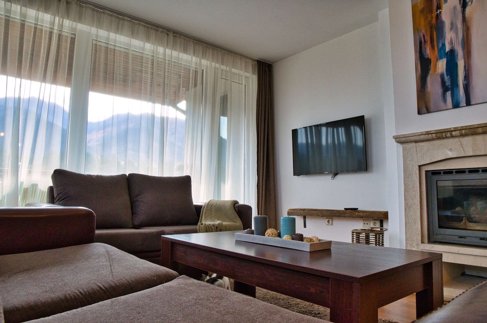 Standard Apartment, 2 Twin Beds, Non Smoking, Balcony (with Sofabed) photo 3