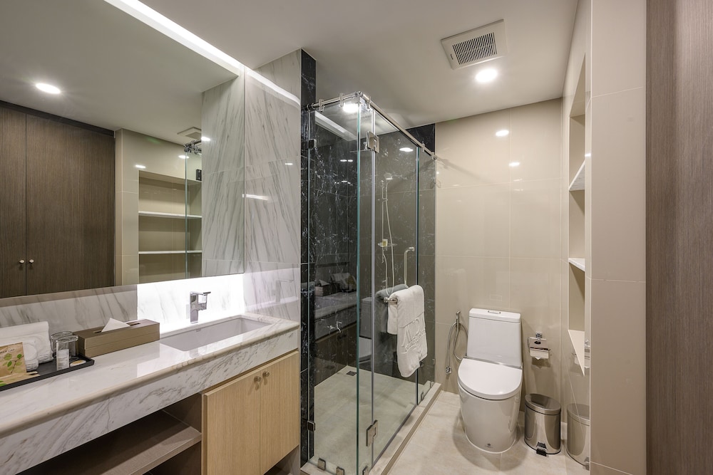 Grande 2 Bedroom Suite - Photo 11
