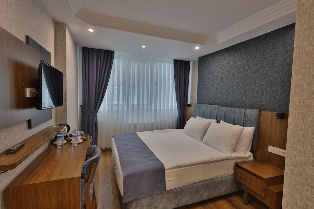 Standard Double or Twin Room - Photo 4