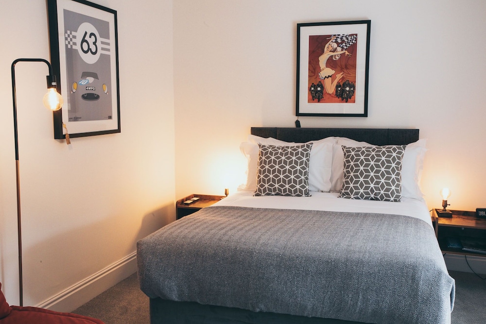 Luxury Double Room, Ensuite (Carpark View & Parking) - Photo 2