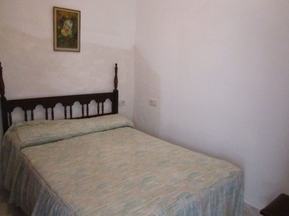 Apartamento, 2 habitaciones, patio.