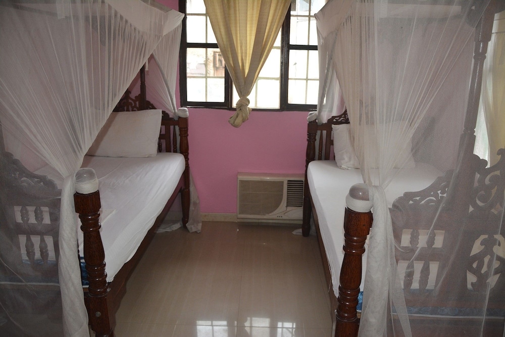Standard Double Or Twin Room photo 3