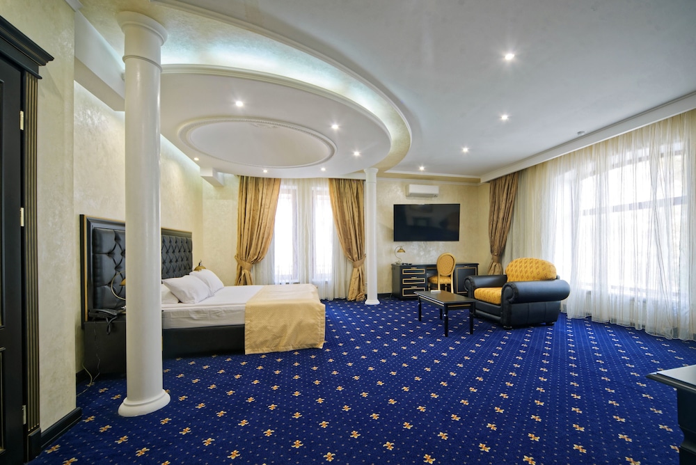 Grand Villa photo 1