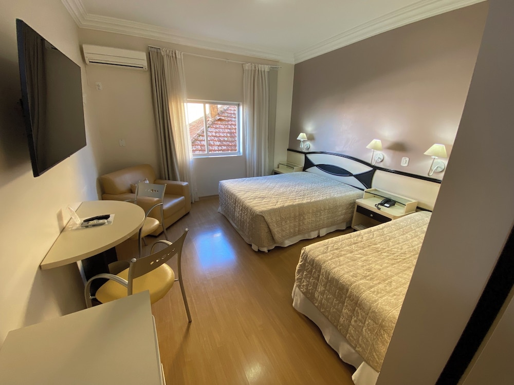 Superior Suite, Multiple Beds photo 2