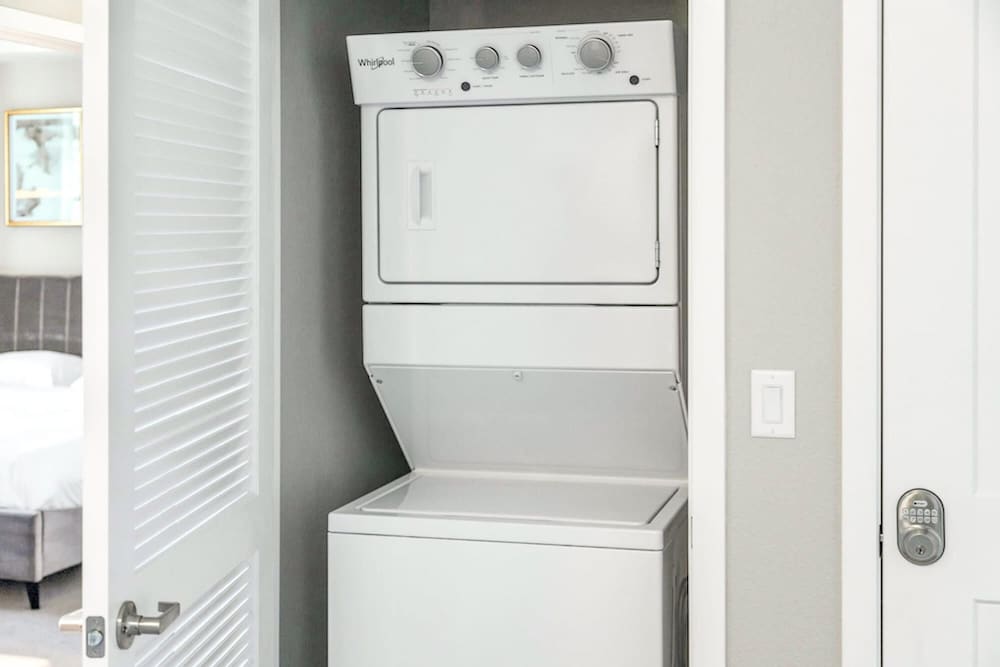 Designer Apt With Jacuzzi Pool Mountain Views, Bilde 10
