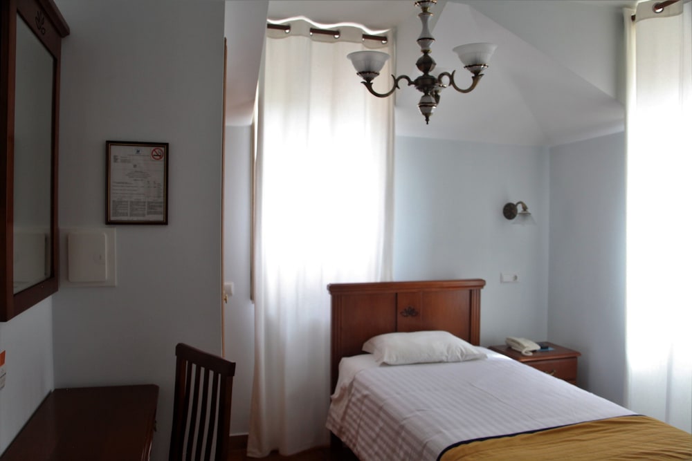Single Room photo 3
