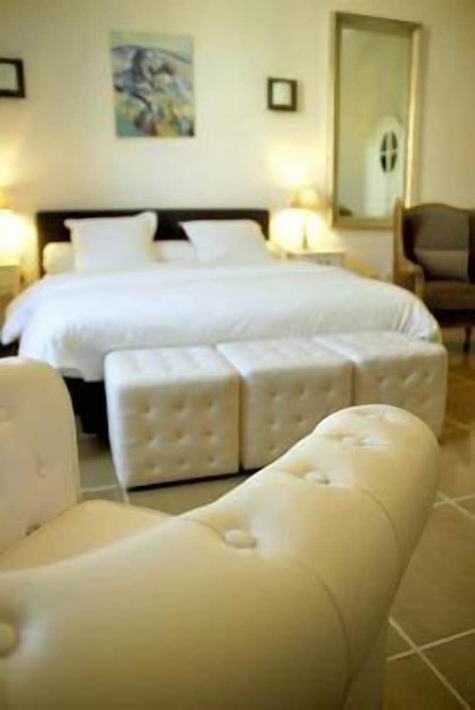 Suite (Sonora)