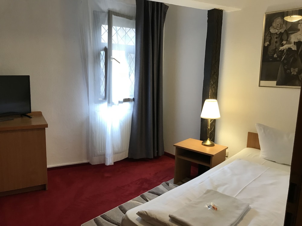 Single Room photo 2