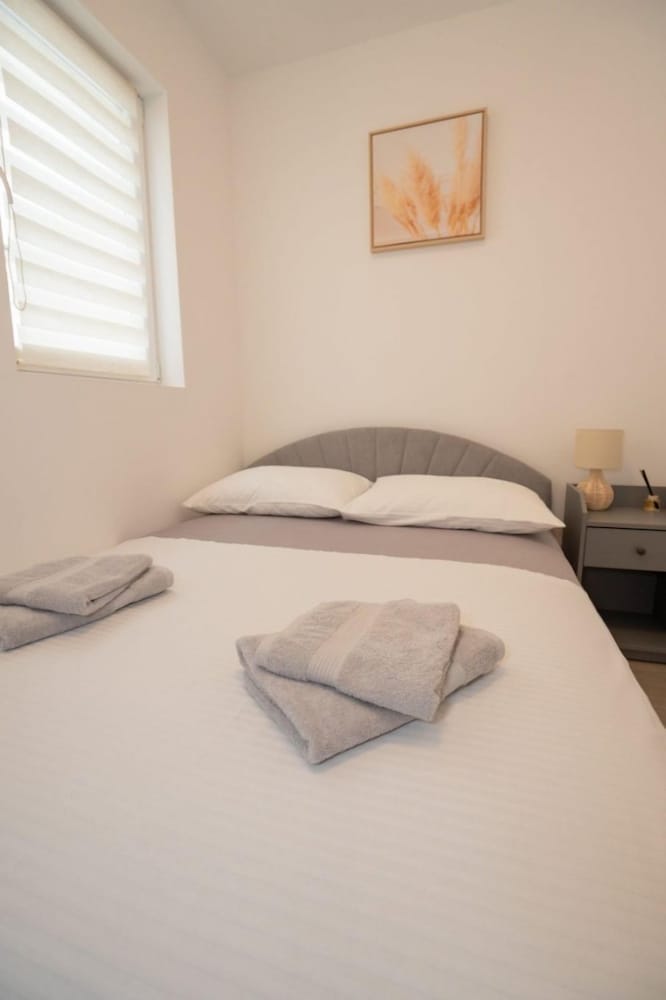 Apartment (Danka - free parking and grill - A1(2)