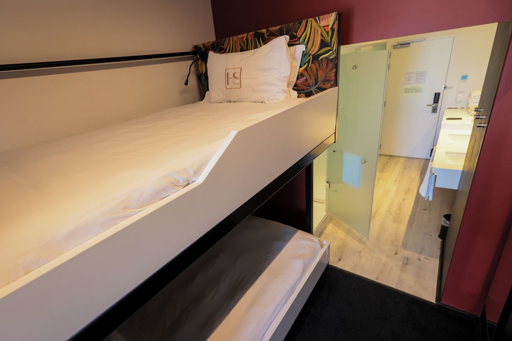 Bunk Room - Photo 2