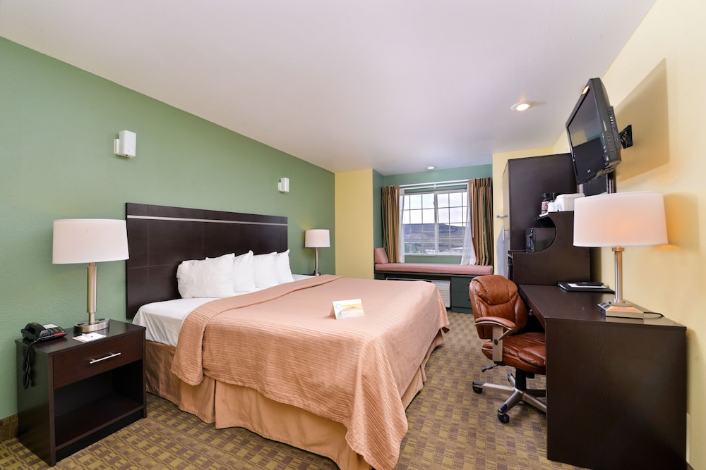 Room, 1 King Bed, Non Smoking - Photo 1