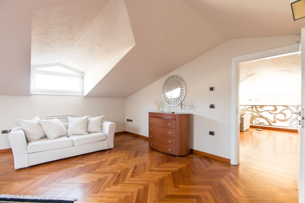 Villa, 4 Bedrooms photo 3