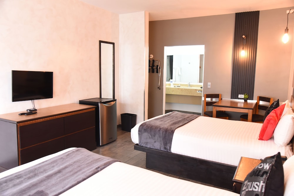 Business Double Room - Photo 2