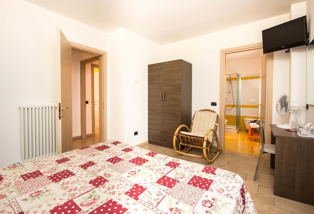 Comfort Double Room (Smeraldo) photo 3