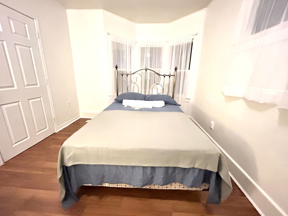 City Single Room 1 photo 1