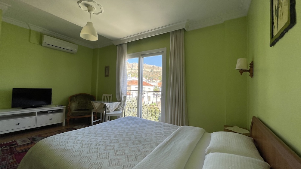 Deluxe Double Room - Photo 1