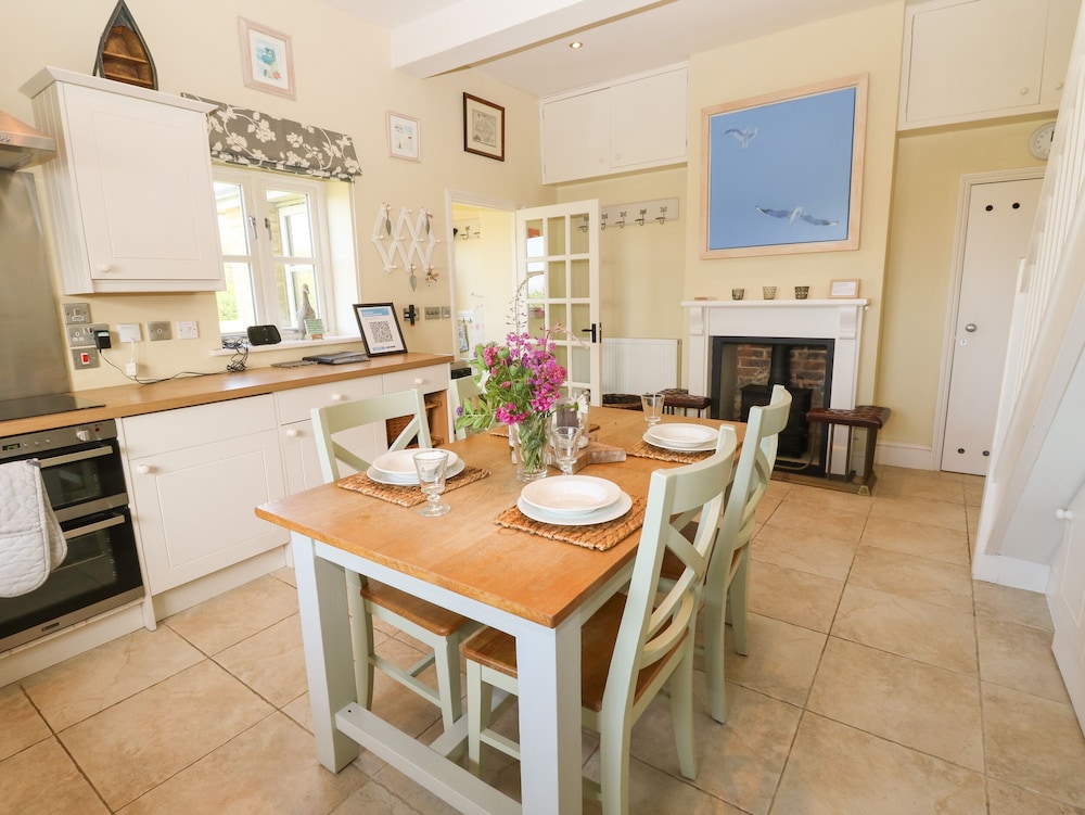Cottage photo 2