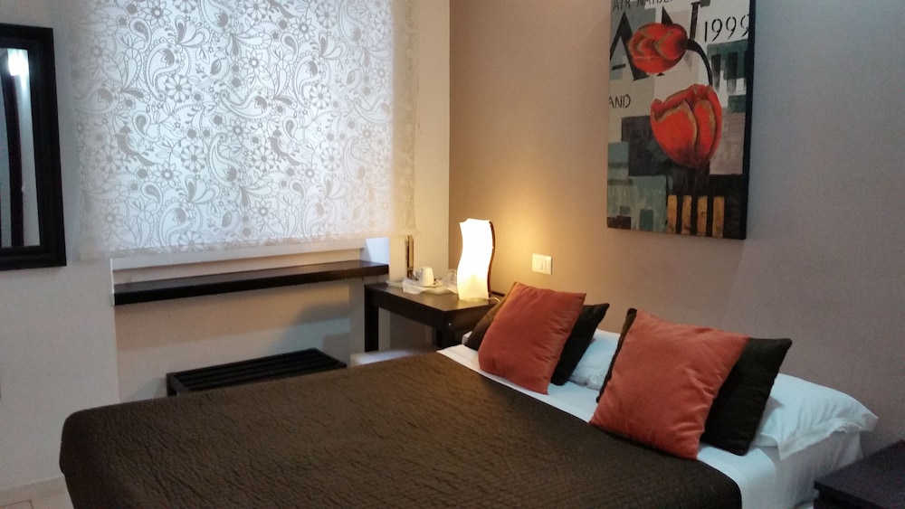 Economy Double Room photo 1