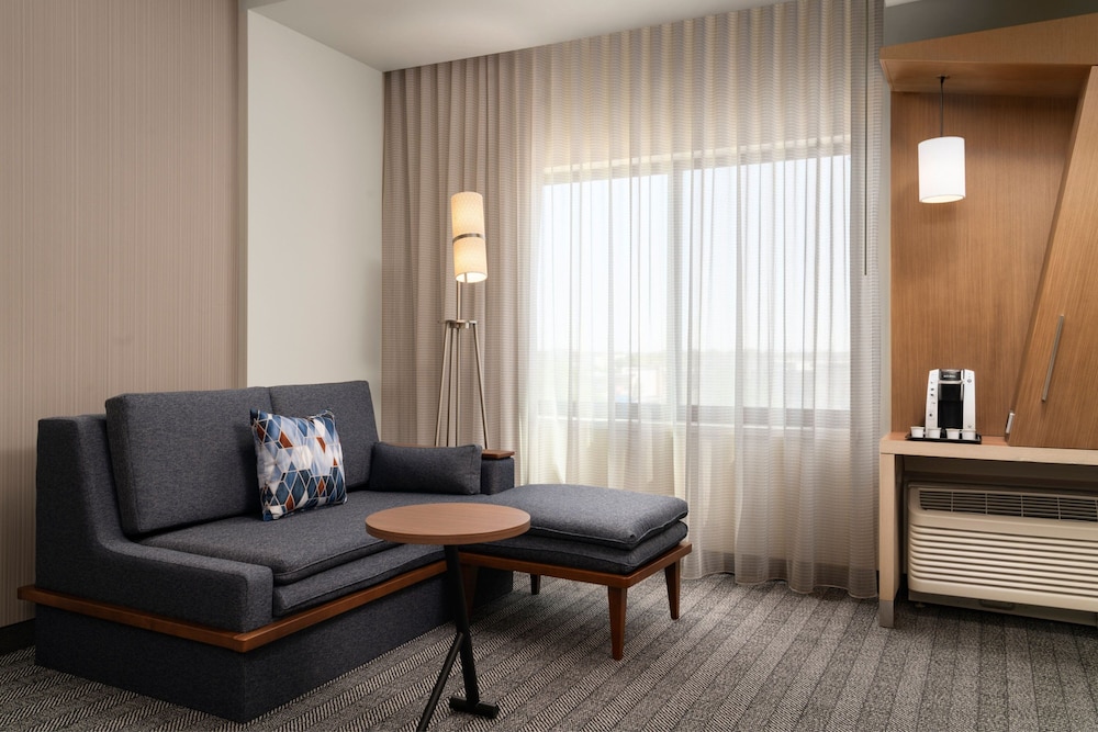 Room, 2 Queen Beds (Hearing Accessible) photo 2