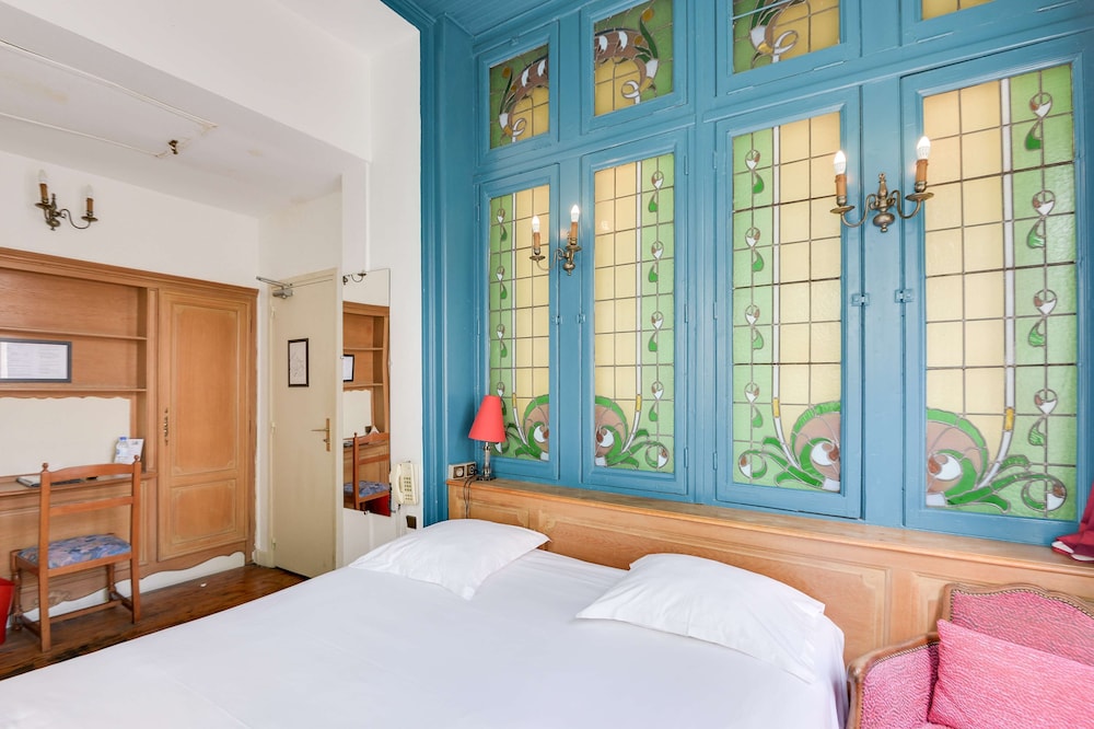Double Room - Photo 8
