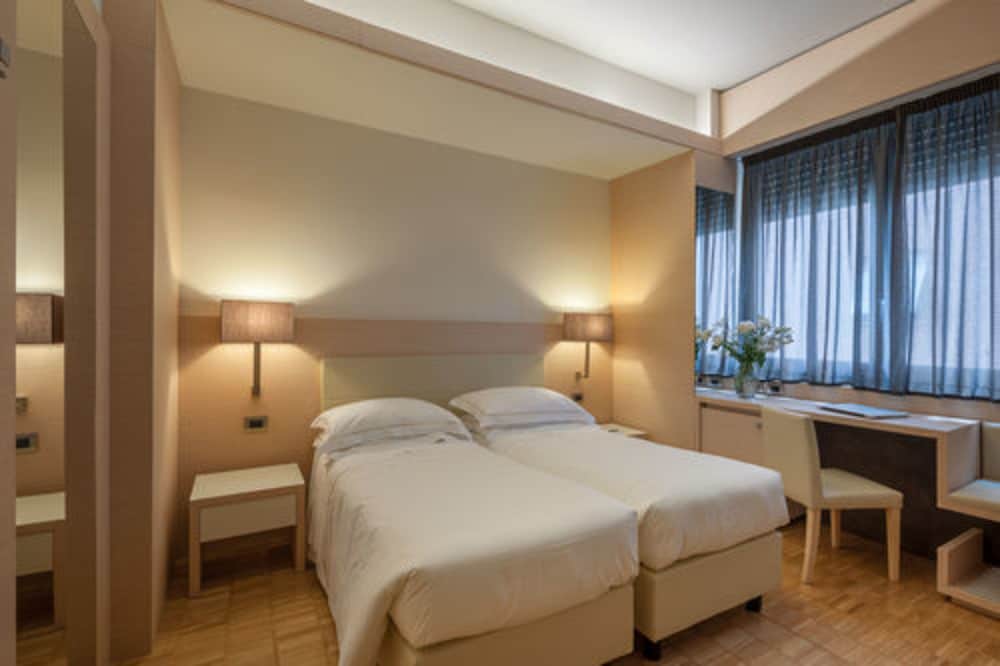 Classic Room, 2 Twin Beds